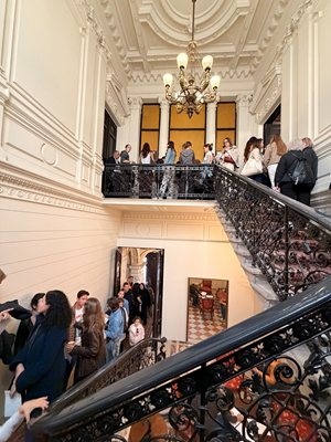 Във Виена изборният ден на 19 април започна с опашки