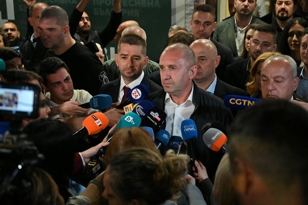 Тази оценка на изборния резултат на формацията си направи Румен Радев след