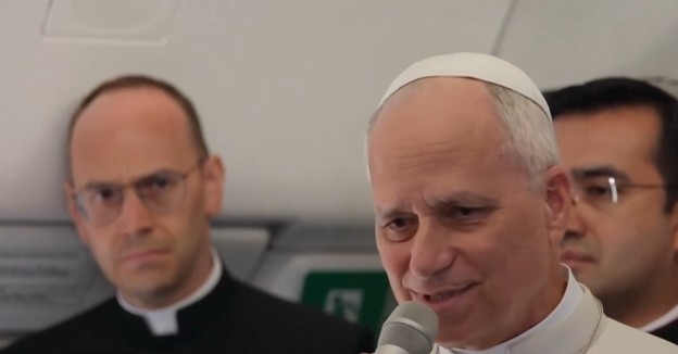 Папа Лъв XIV призова Съединените щати и Иран да се