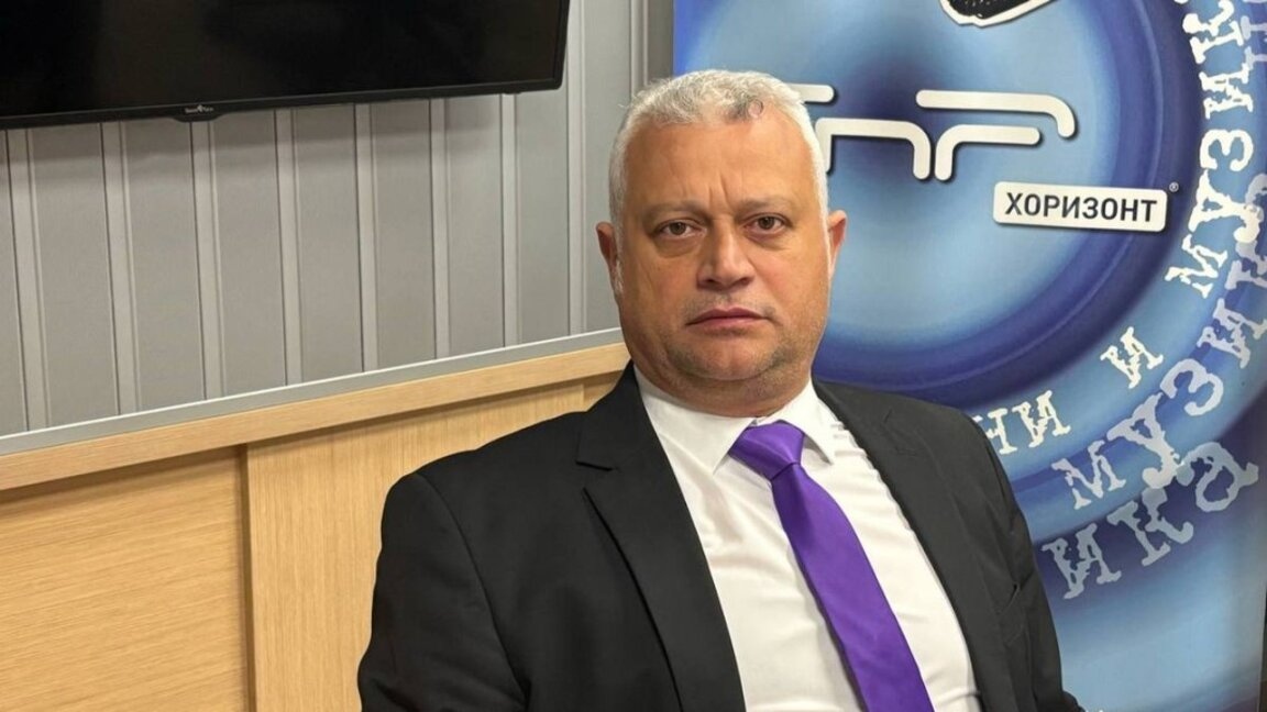 В студиото на сутрешния блок на БНТ Денят започва слуъжебният
