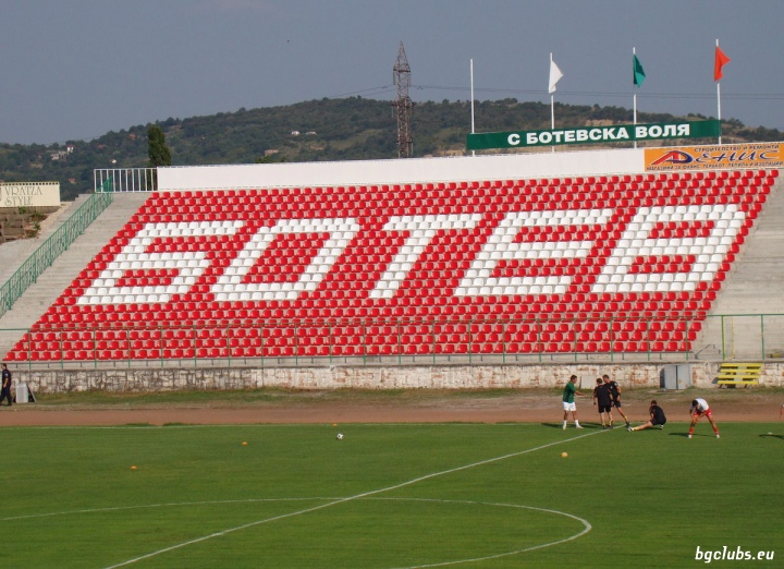 Ботев Враца спечели с 2 1 домакинството си на Спартак Варна