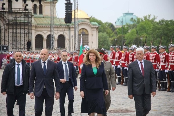 Президентът Илияна Йотова очаква България да има консолидирана позиция във външната си