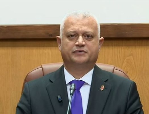 Смятам че бързо могат да се намерят 160 гласа за