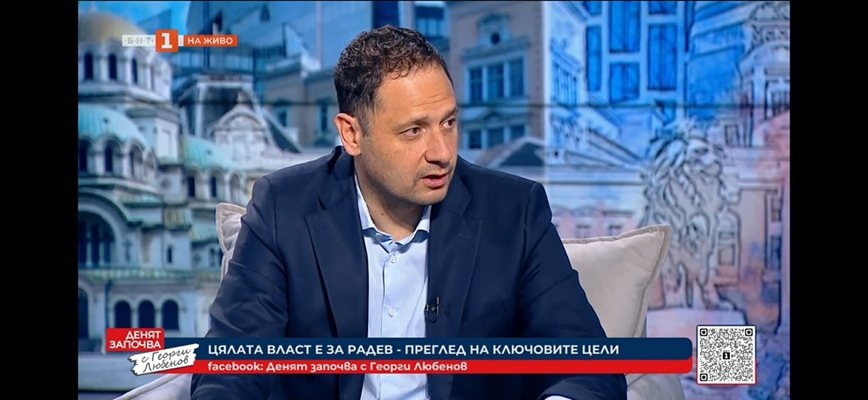 Ако се прави паралел между Орбан и Радев Радев не