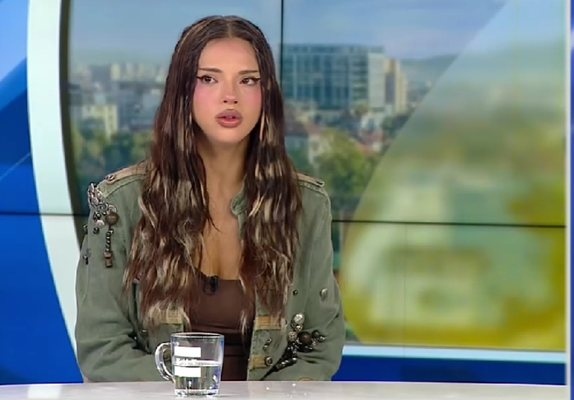 Щастлива съм че успях да поставя България в центъра на
