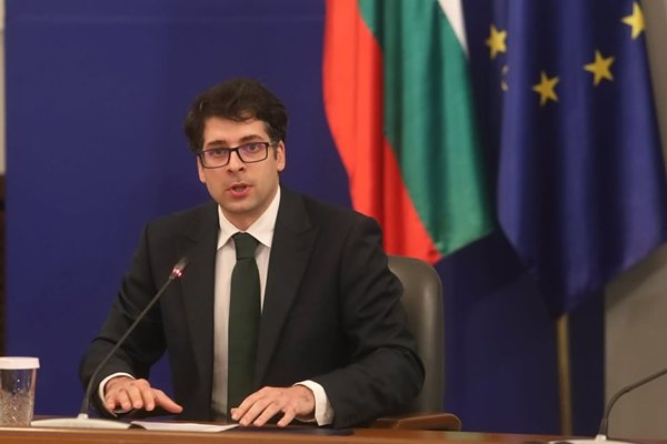 За четвъртото плащане в началото на април беше подадено искане