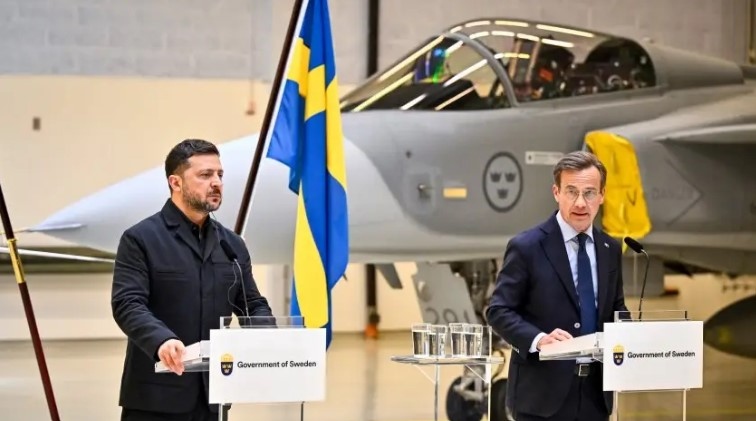 Украйна купува от Швеция изтребители Gripen стана ясно след срещата