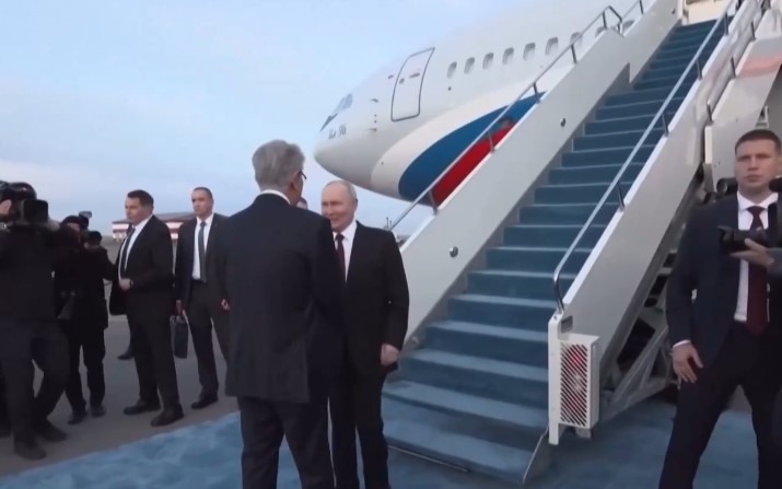 Казахстан и Русия подписаха споразумение за изграждането на първата атомна