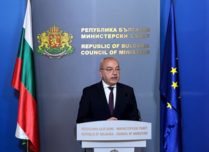 За мен и Прогресивна България процедурата по свръхдефицит е предизвестен
