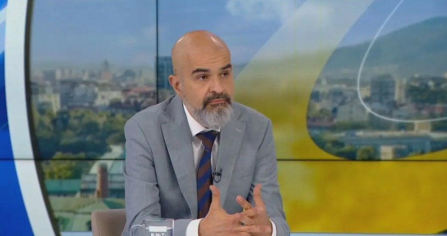 Доскорошният заместник кмет на Варна Павел Попов коментира в сутрешния