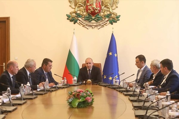 Нови шефове на Държавна агенция Разузнаване и на Националната агенция