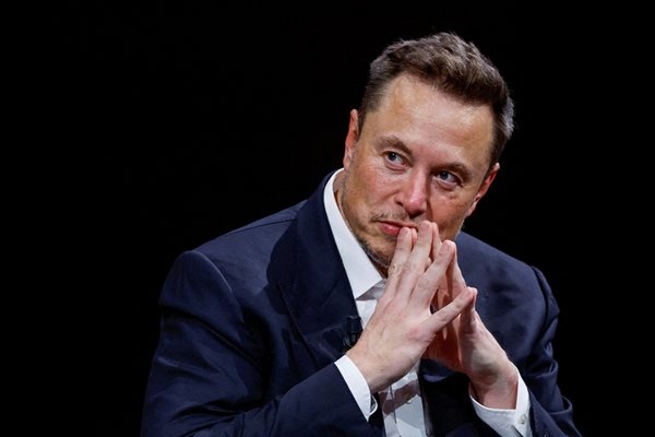 Космическата компания СпейсЕкс SpaceX на Илон Мъск потвърди цената при първичното си