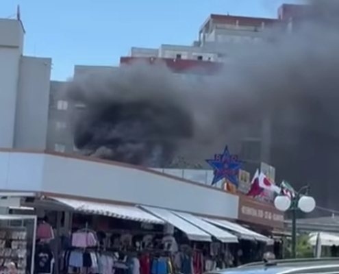 Голям пожар са разрази в Слънчев бряг по обед Гъст