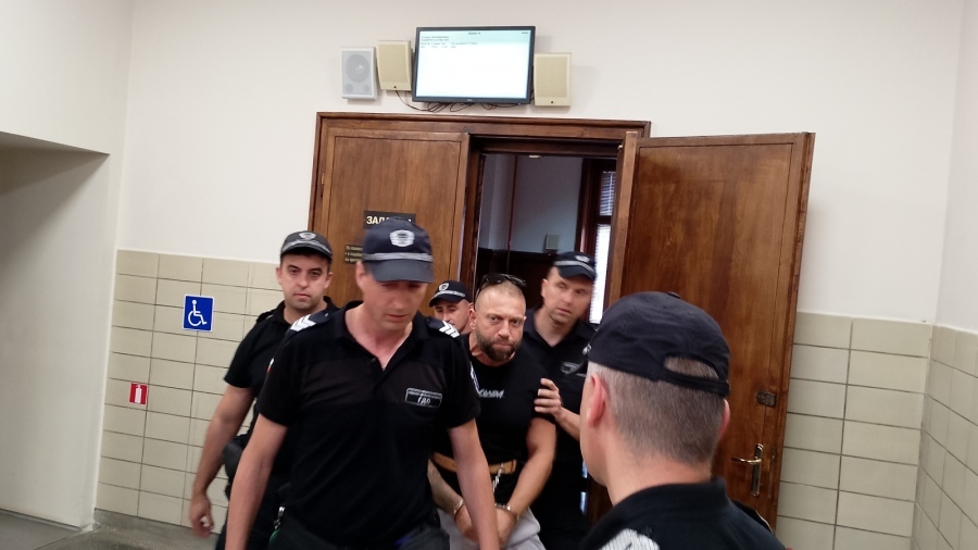 Районният съд в Пазарджик остави в ареста тиктокърът Стоян Колев