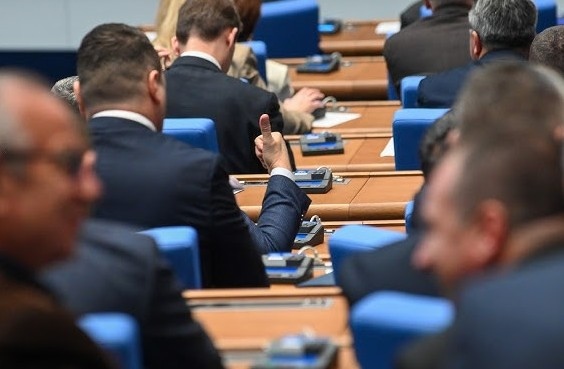 Народното събрание даде старт на процедурата за избор на председател