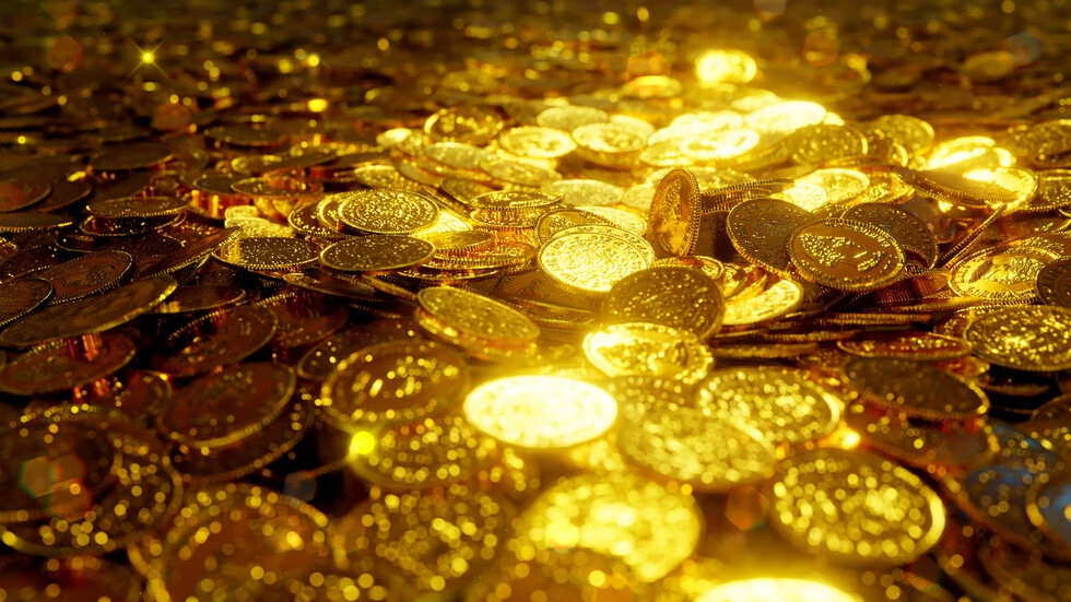 Цената на златото се понижи днес под прага от 4000