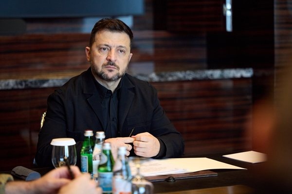 Украинският президент Володимир Зеленски поиска от съюзниците на Украйна повече подкрепа за
