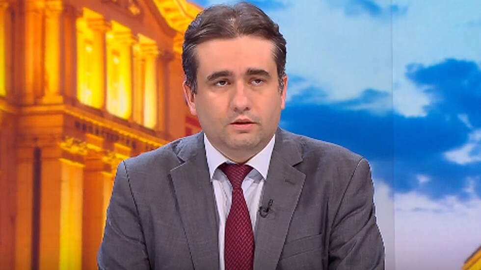 По склонен съм да вярвам на министър Демерджиев – това