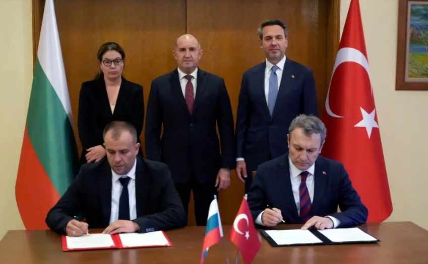 Булгаргаз и Боташ подписаха протокол за замразяване на договора между