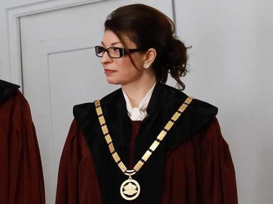 Конституционният съдия Десислава Атанасова разпространи документ издаден от Околийското управление