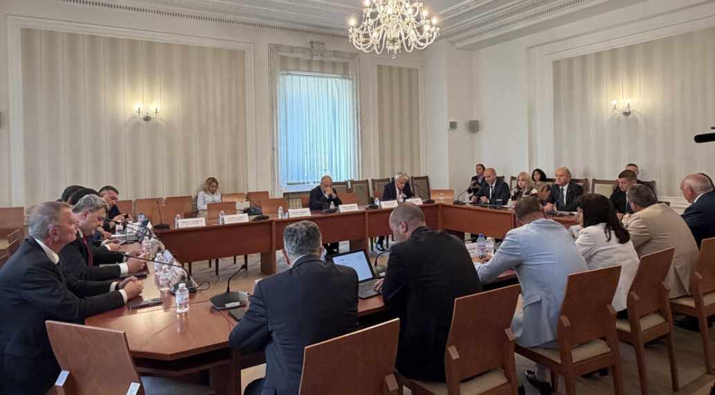 Парламентарната комисия по вътрешна сигурност и обществен ред одобри на