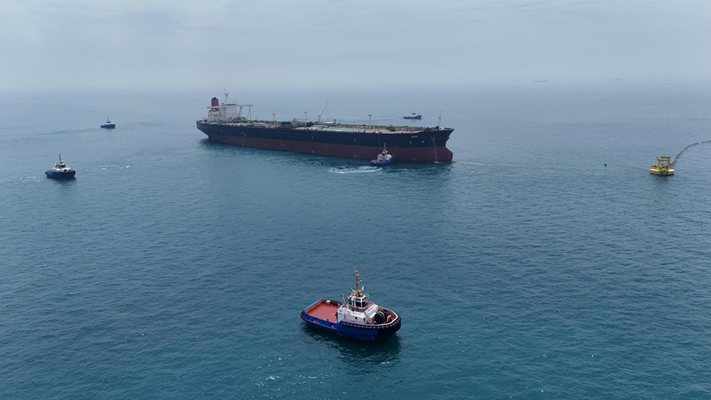 Катар препоръча временно да се спре морския трафик заради ирански