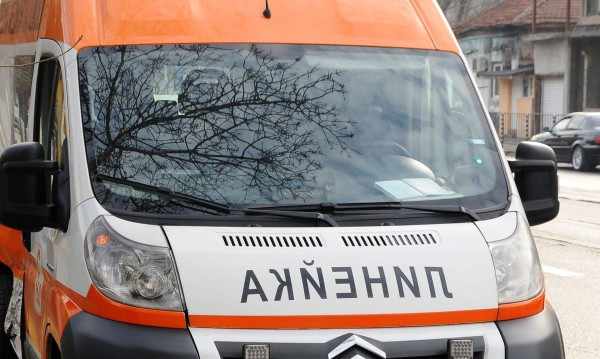Деца са освободили са от скорост автомобила който притисна момченце