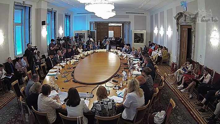 Близо 97 от работещите се осигуряват на минималните прагове по