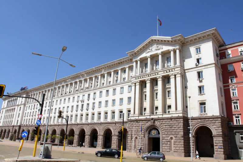 Министерският съвет предлага на Народното събрание да разреши пребиваването на