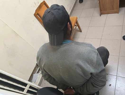 Четири обвинения ще бъдат повдигнати на пастрока на 11 годишната